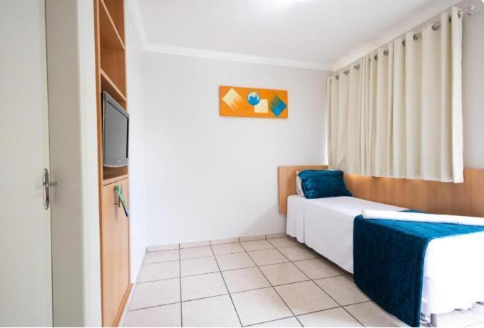 Lacqua Diroma III Com Roupa De Cama Destinos Combinados Turismo Caldas Novas Luaran gambar
